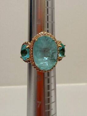 Bomb Party Resort! Gold Ring with Aquamarine-Blue Oval Center Brand new!